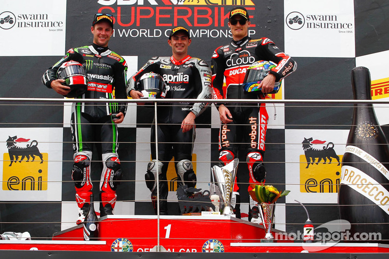 Jonathan Rea, Leon Haslam and Chas Davies on the podium. Image from worldsbk.com