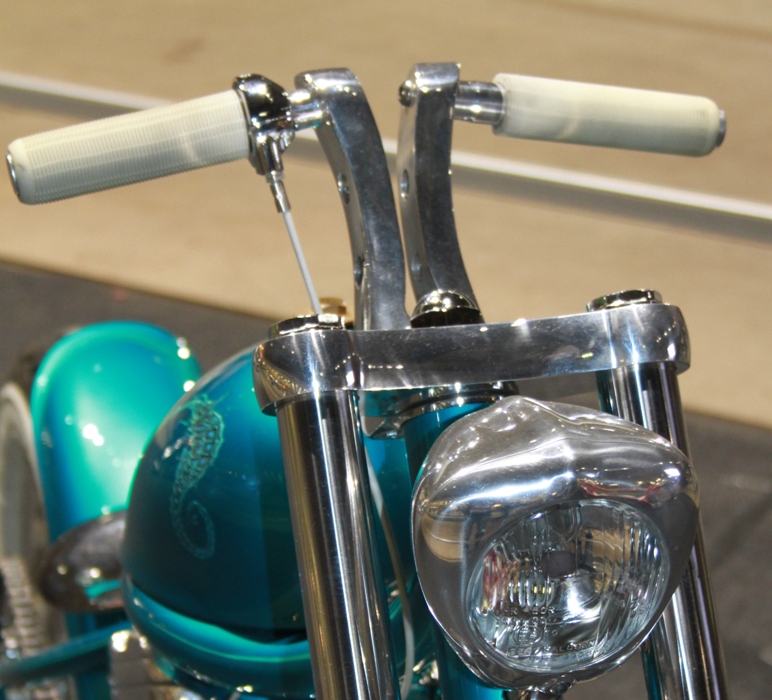 motorcycle modification Narrow Handlebars