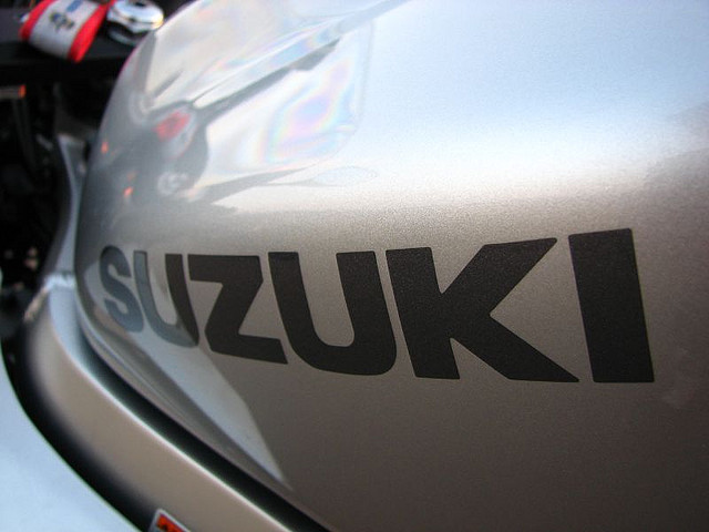 Suzuki-petrol-tank