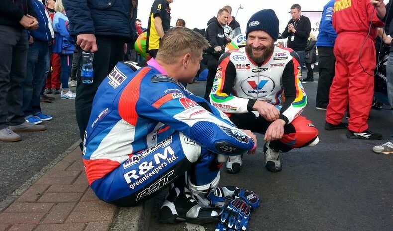 Bruce Anstey and Gary Johnson having a joke ahead of the race