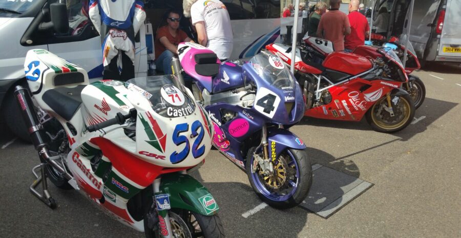 Classic racing motorcycles Classic racing motorcycles