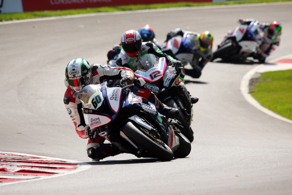 2015 BSB racers Cadwell Park