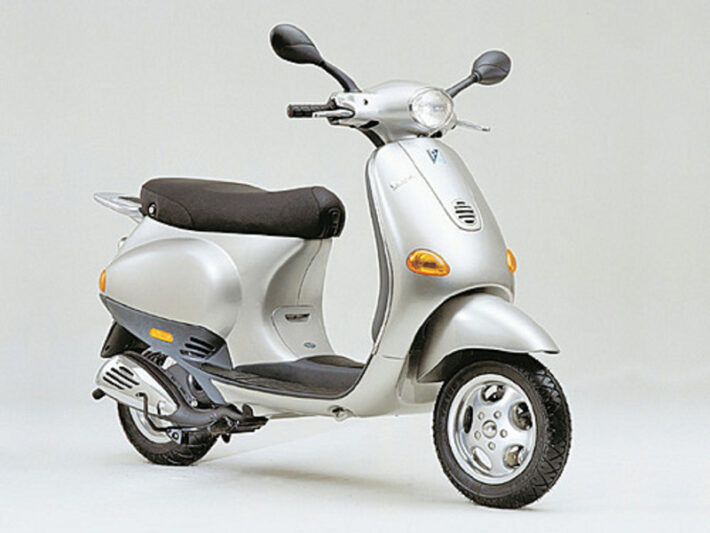 Piaggio Vespa ET4