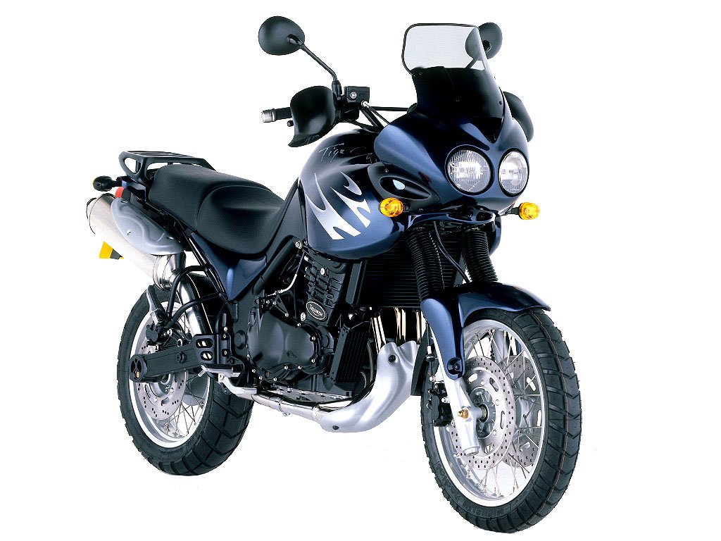 SUZUKI INTRUDER 125 – Power BMW Motorrad