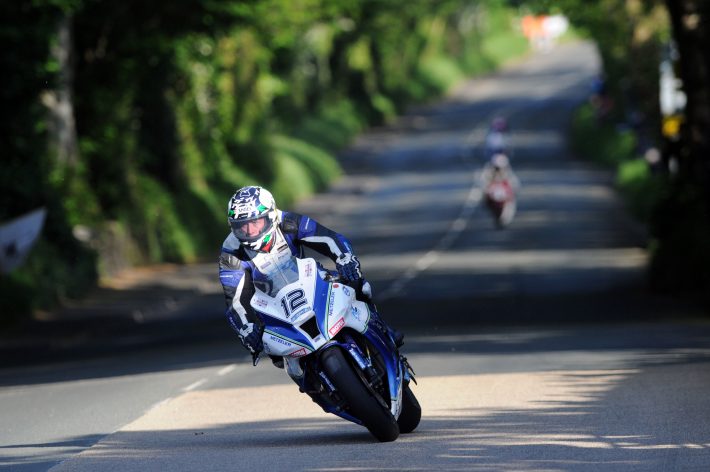 PACEMAKER BELFAST 29/05/14: Dean Harrison on the RC Express Kawasaki superbike at Ballacraine during first qualifying for the 2014 Isle of Man TT