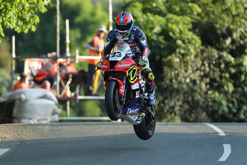 Ivan Lintin Dafabet Devitt Racing 2018 TT