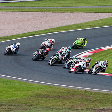 Oulton Park BSB photo credit Mark Walker on flickr