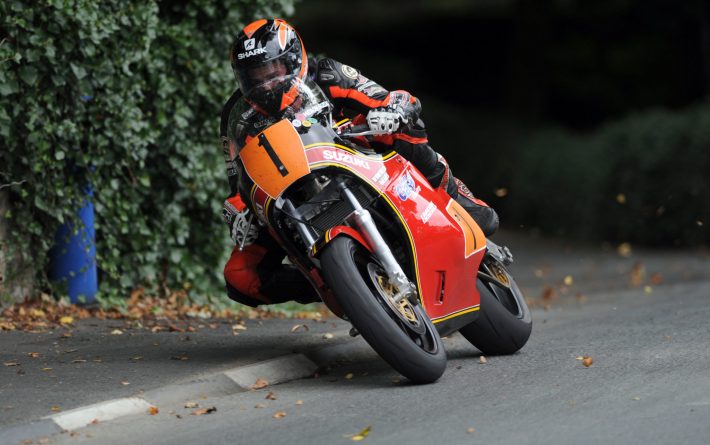 PACEMAKER, BELFAST, 2/9/2011: Ryan Farquhar (Winfield Suzuki) exits Governor's Dip on his way to winning the Classic Superbike race at the Manx Grand Prix in the Isle of Man today. It was Ryan's third win of the week and his ninth MGP win. PICTURE BY STEPHEN DAVISON