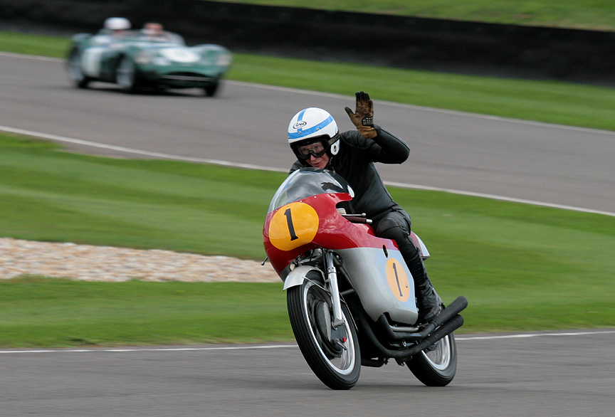 john Surtees and MV Goodwood Revival 2010 image credit PSParrot