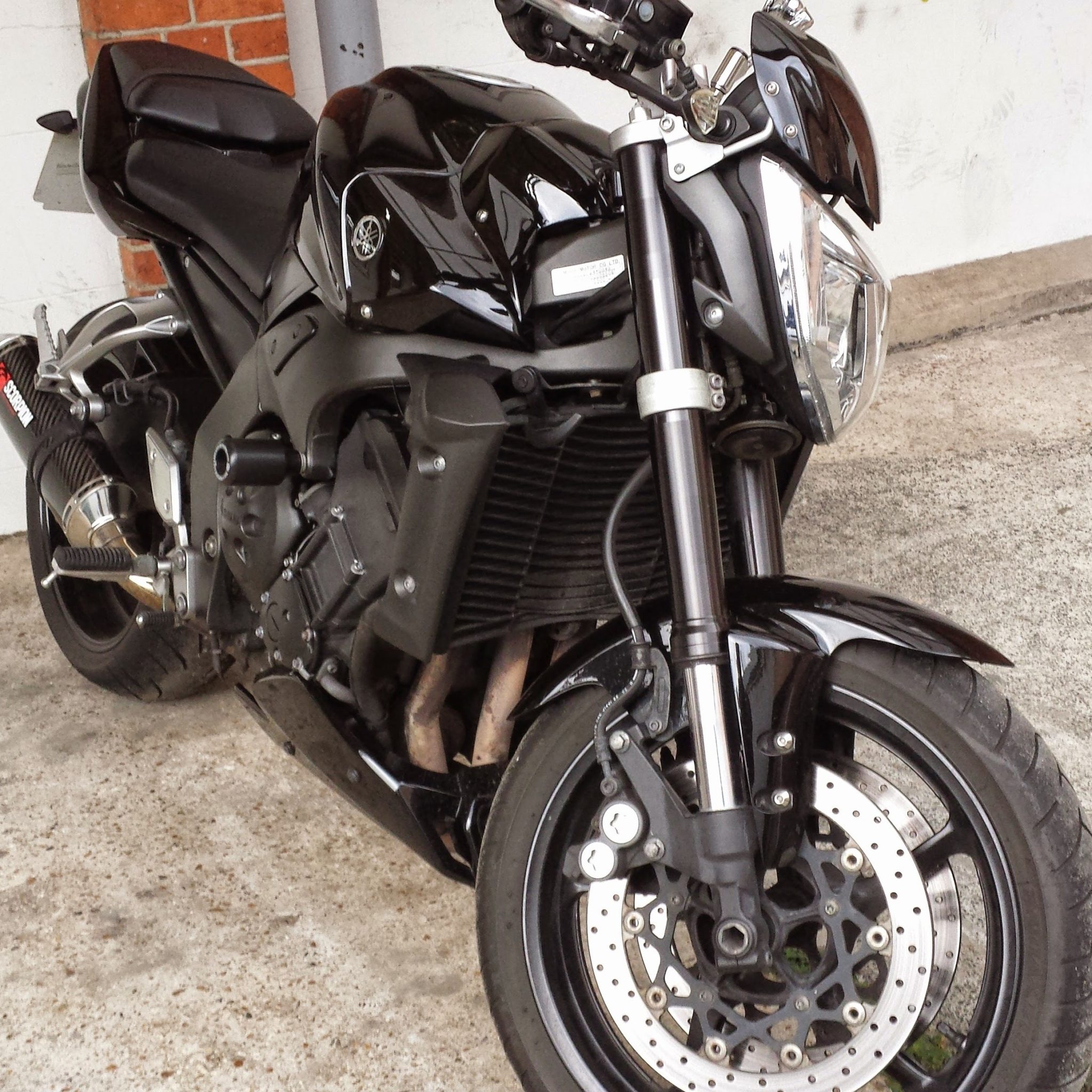 Biggsey – Yamaha FZ1 Fazer