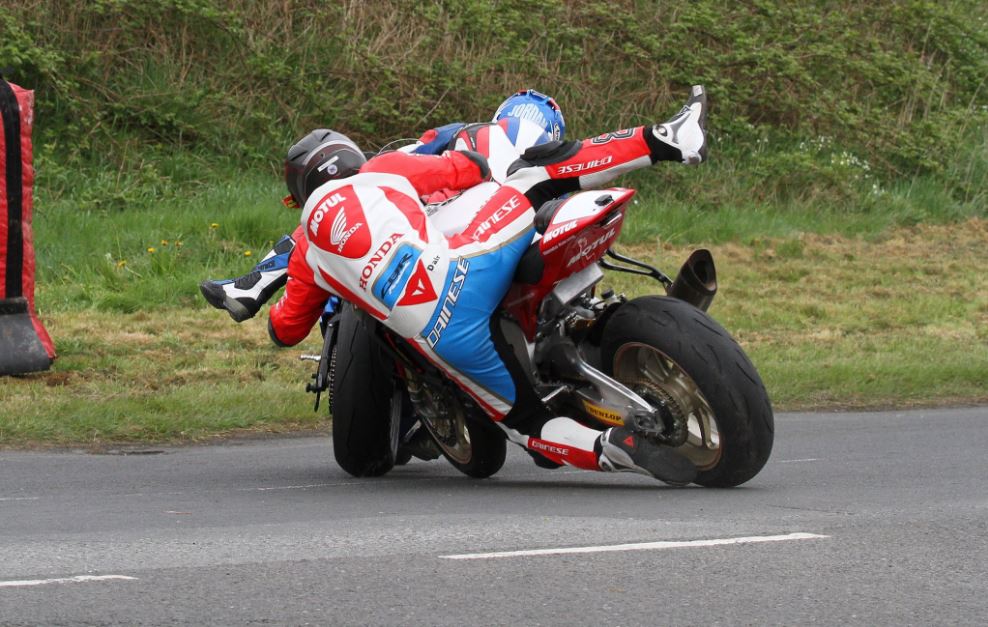 Guy Martin Oliver's Mount 2017 image credit Pacemaker Press