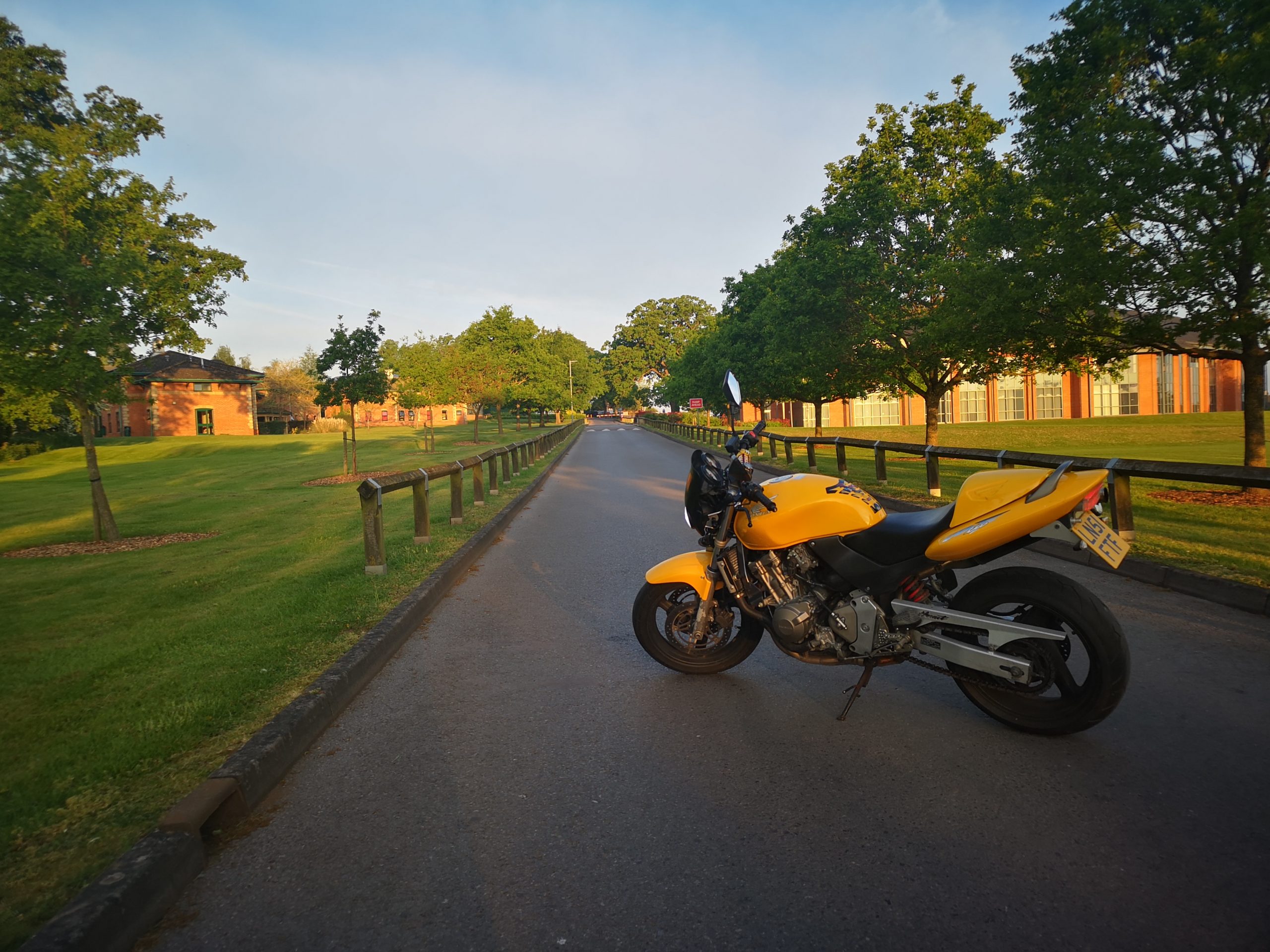 Honda CB600F Hornet – Sharna