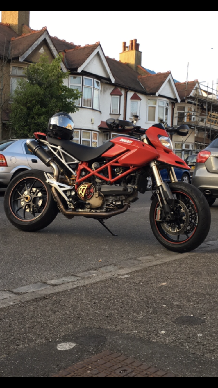 Marcin – Ducati Hypermotard 1100