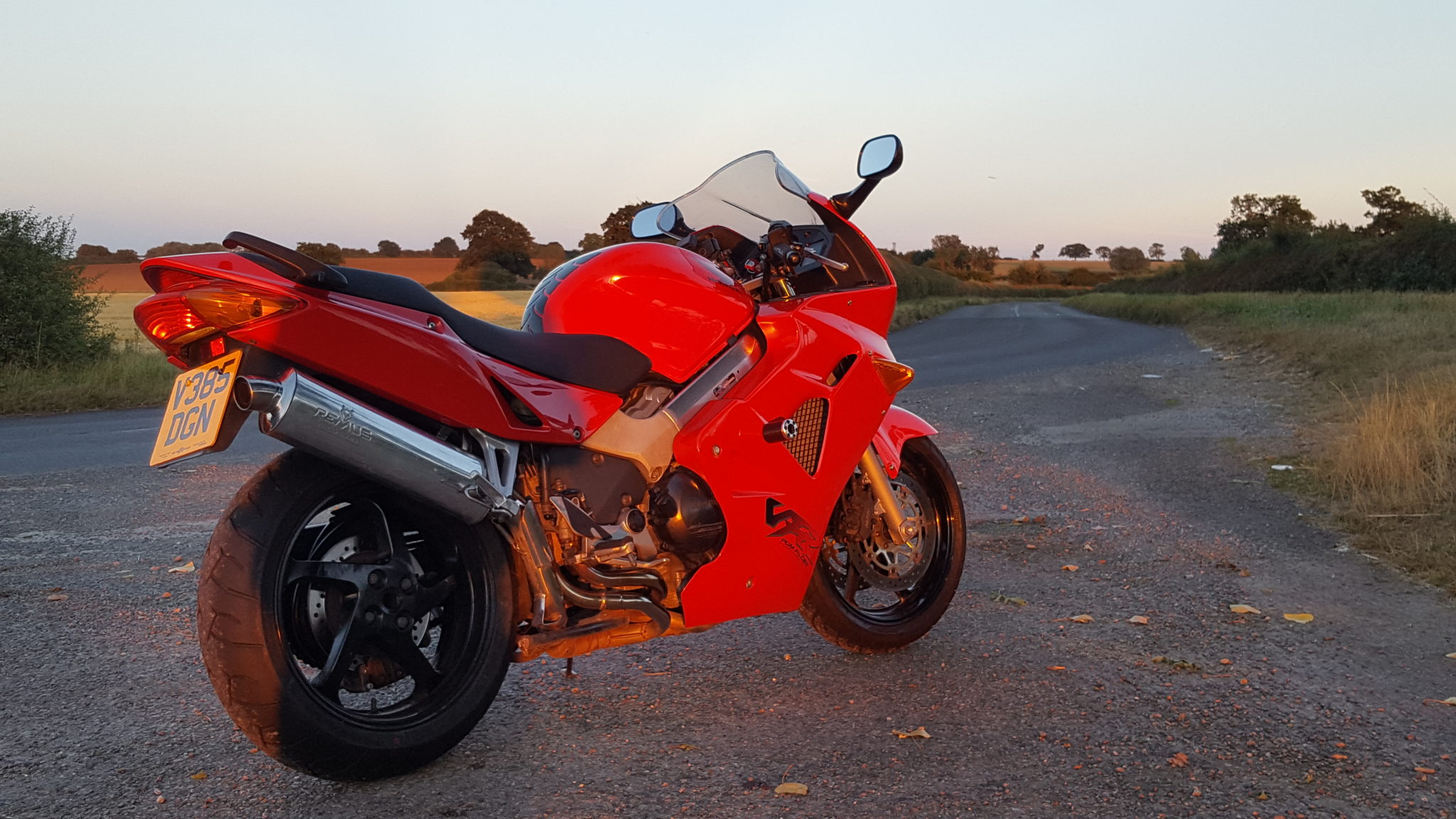 Mark Catanach – Honda VFR800