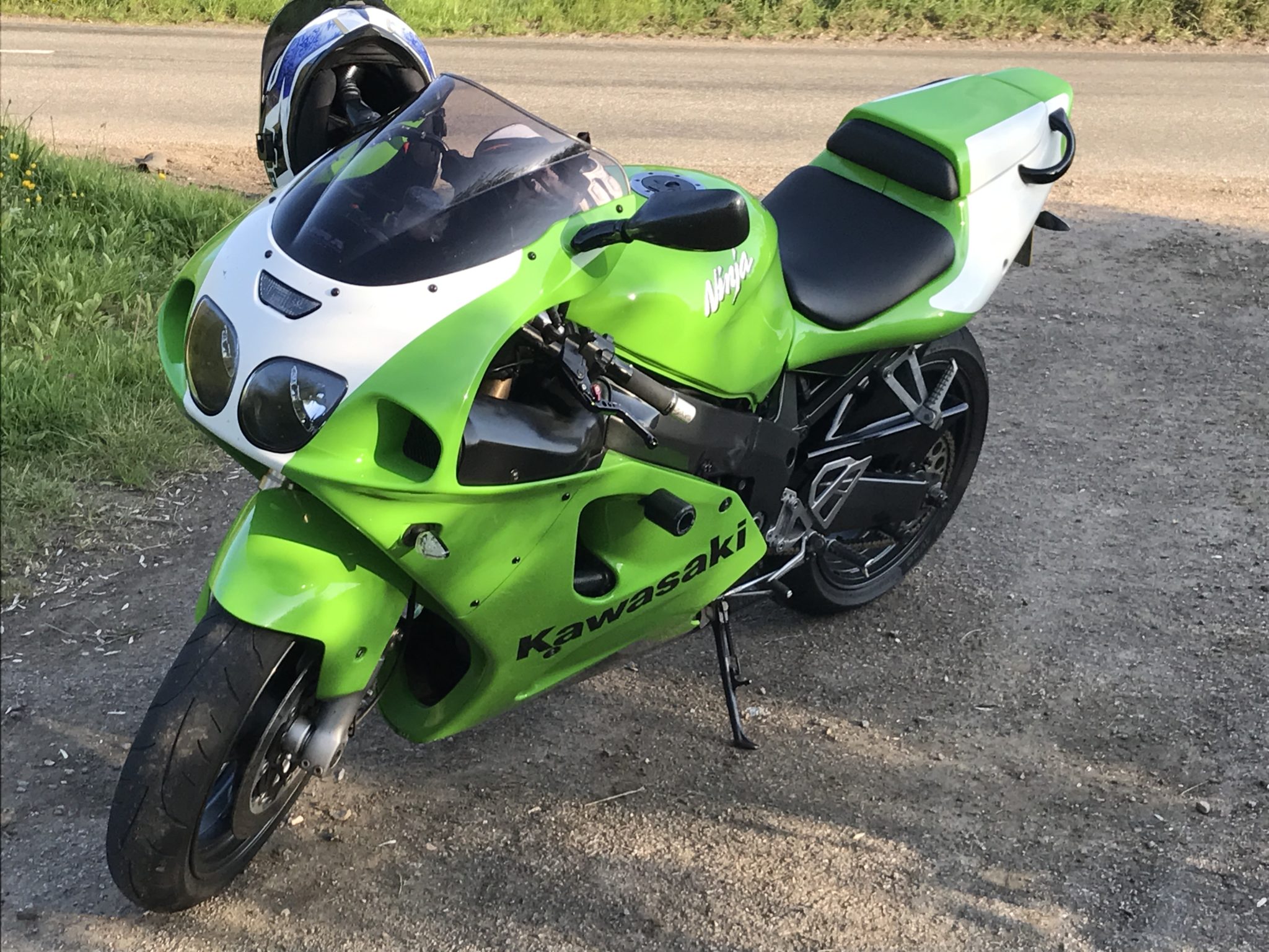 Mark – Kawasaki ZX-7R