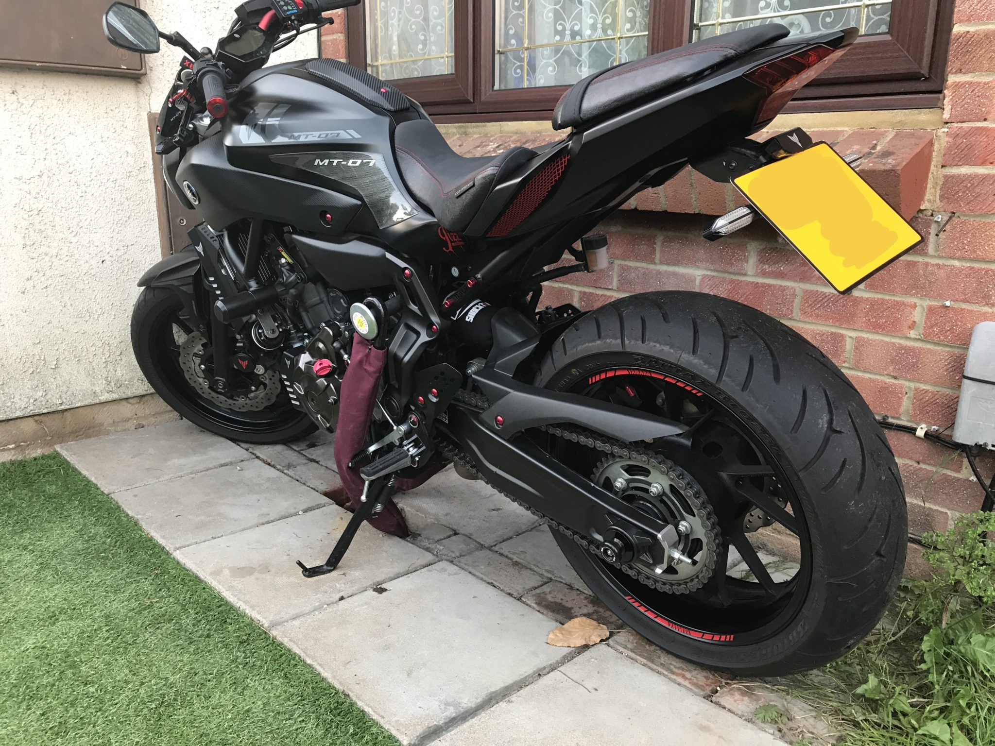 Max – Yamaha MT-07