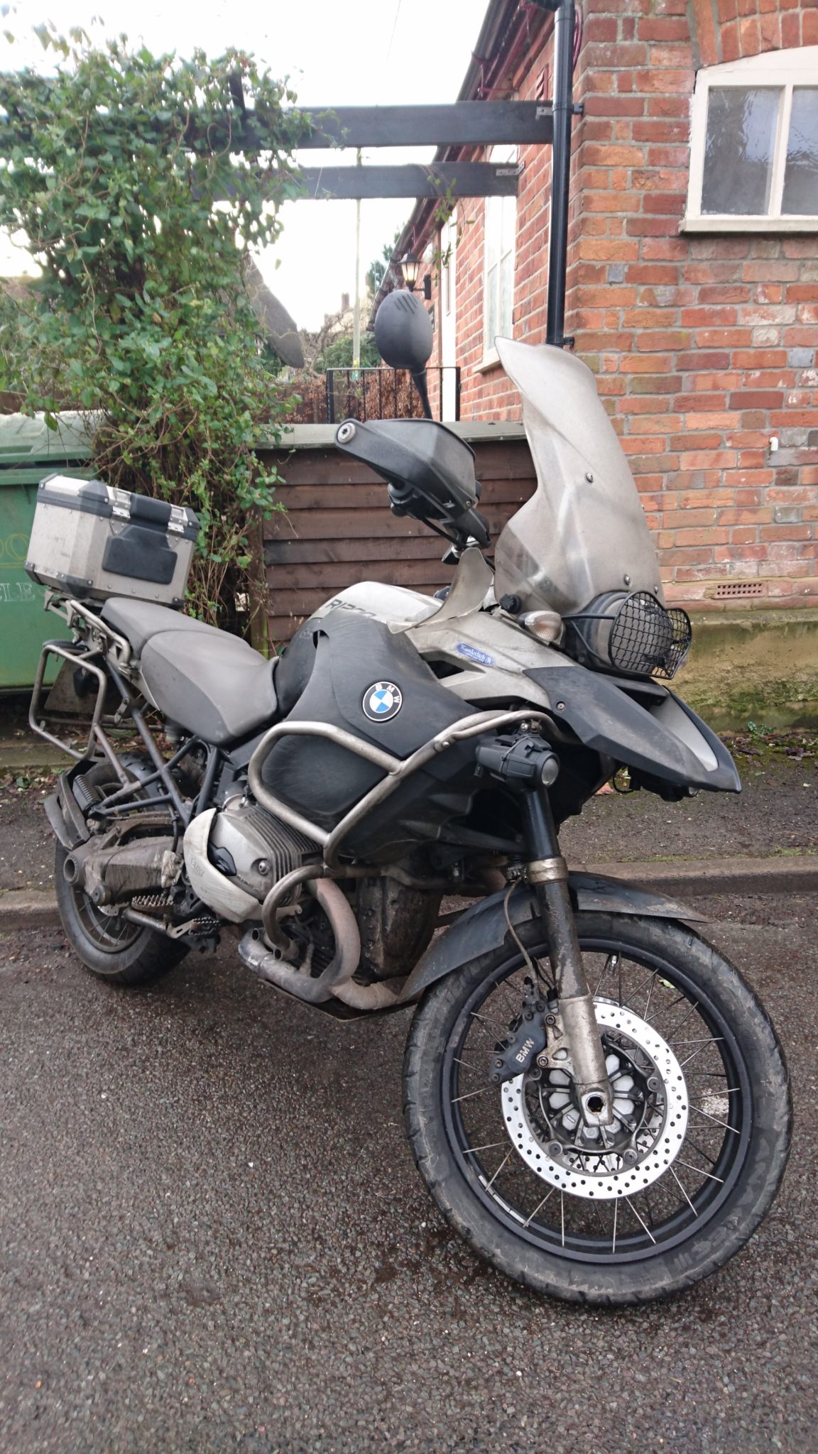 Nicu – BMW R1200GS Adventure 1