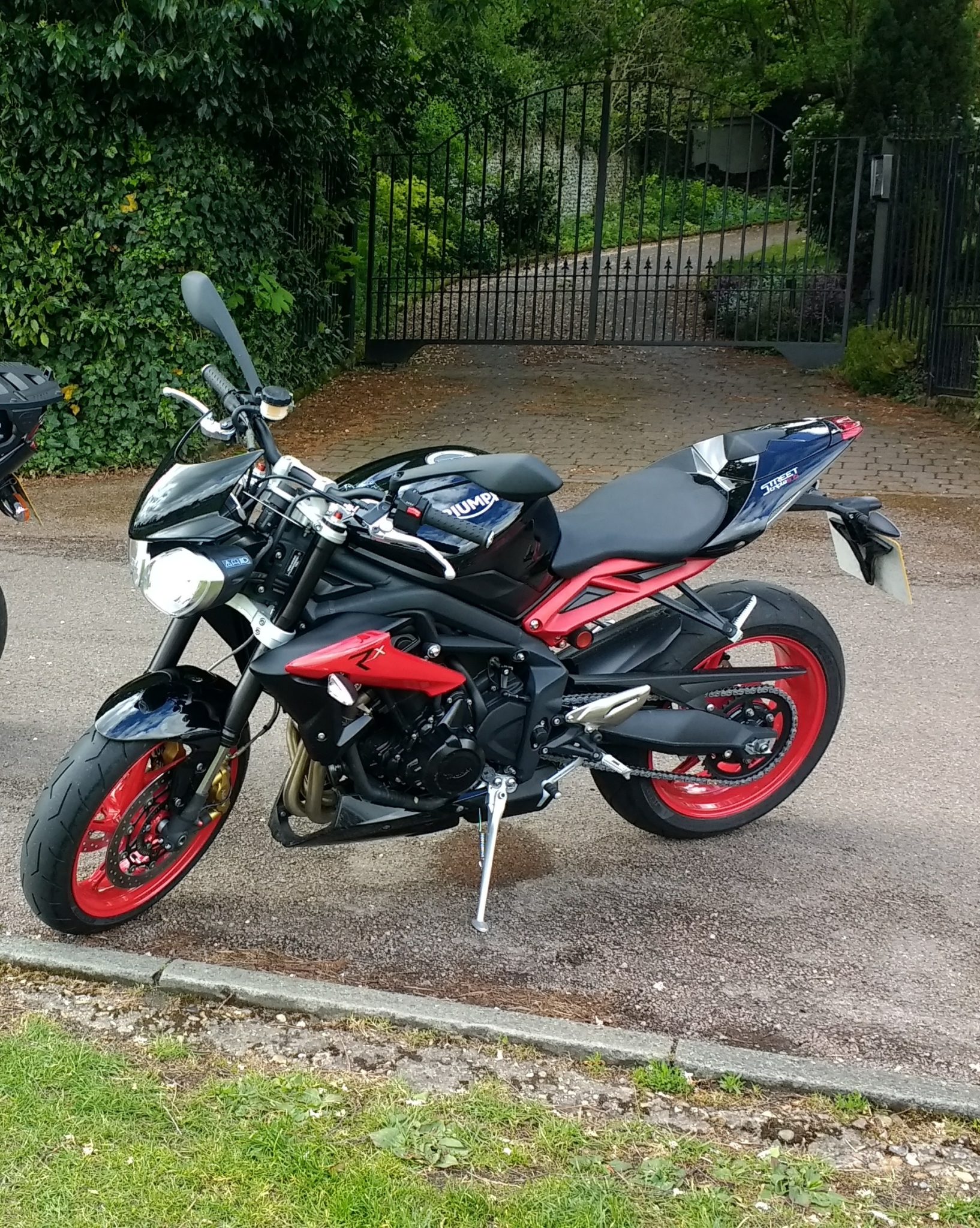 triumph street triple reliability