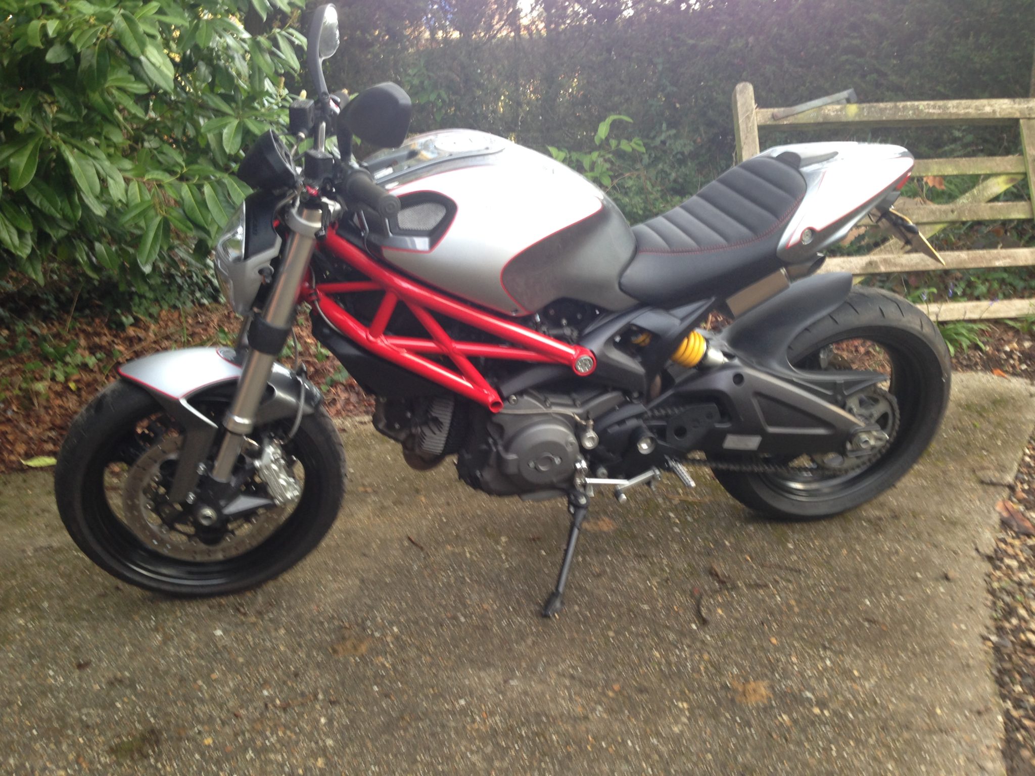 Peter Bevan – Ducati Monster 696