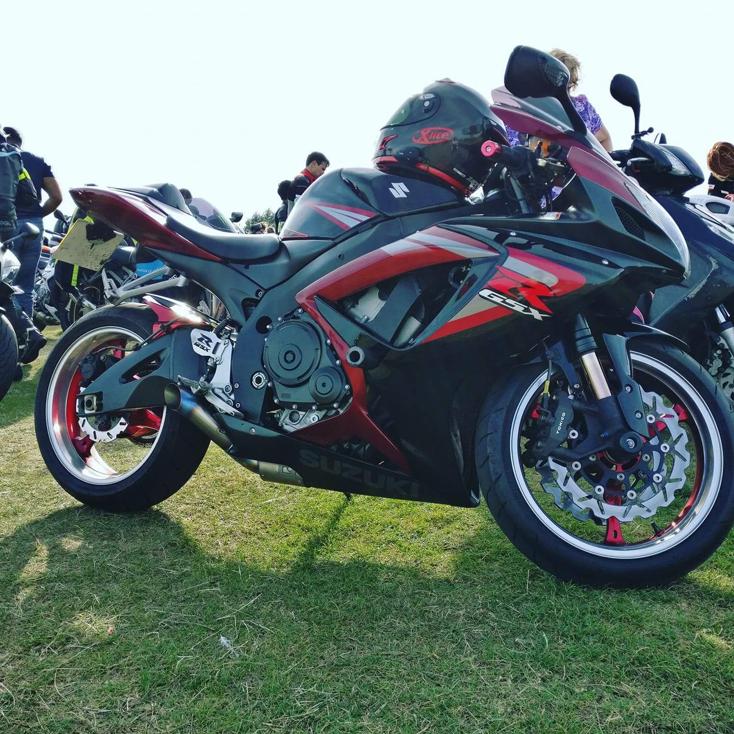 Sanchez – Suzuki GSX-R750