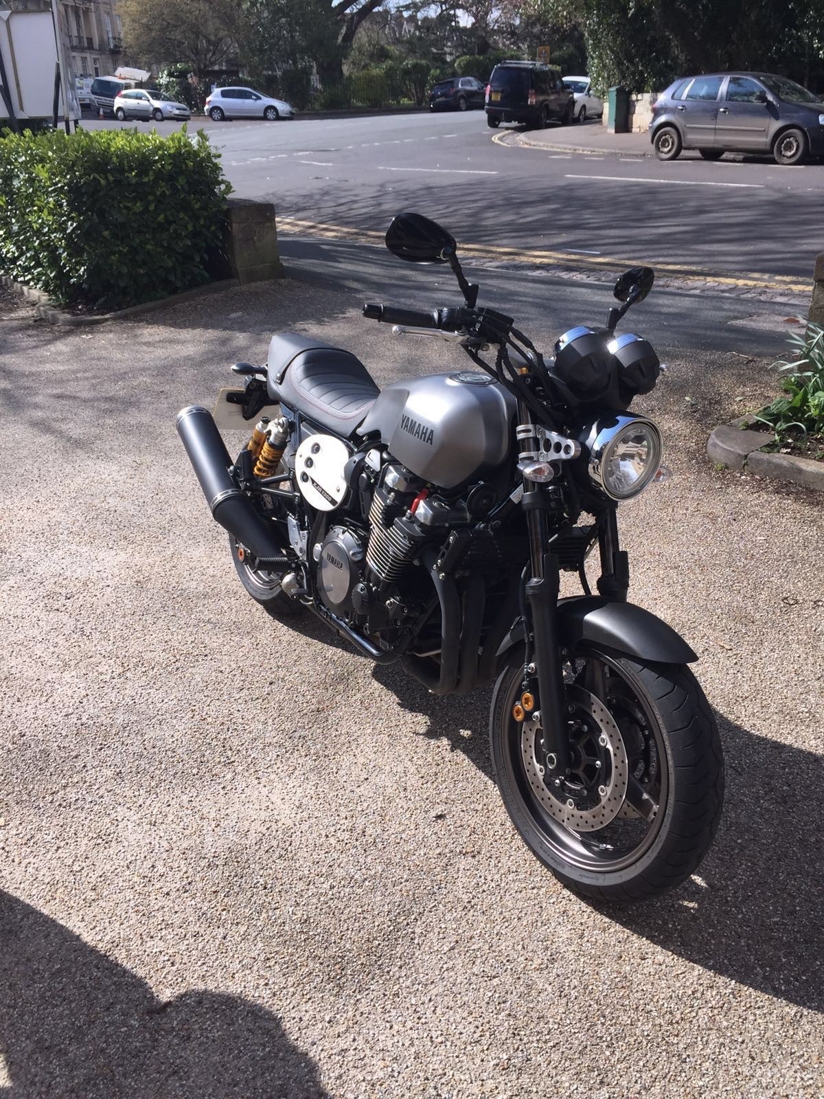 Simon Blackburn – Yamaha XJR1300