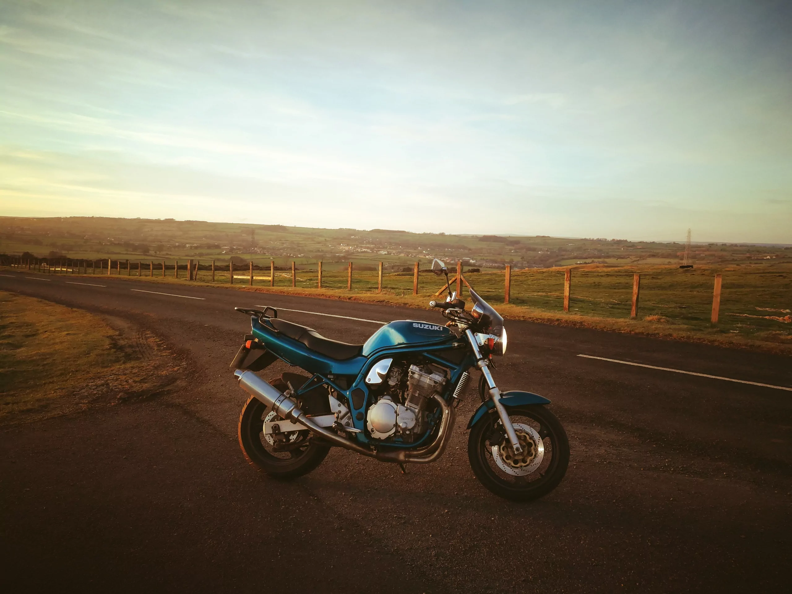 Suzuki GSF600 Bandit Richard Bennett