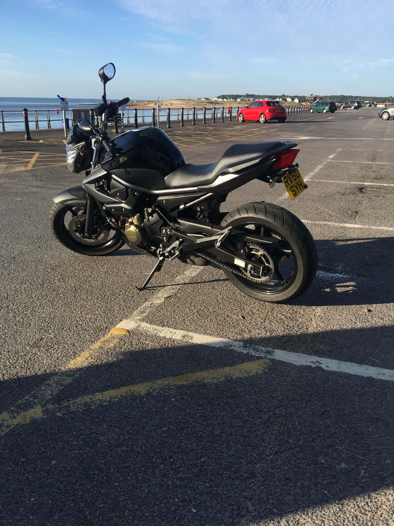 Tom – Yamaha XJ6