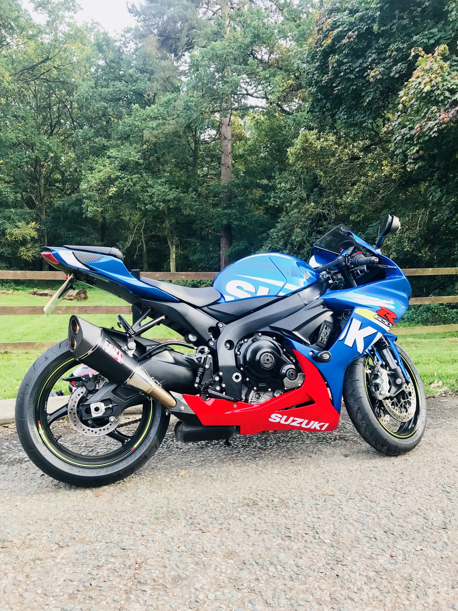 Vikki – Suzuki GSX-R600