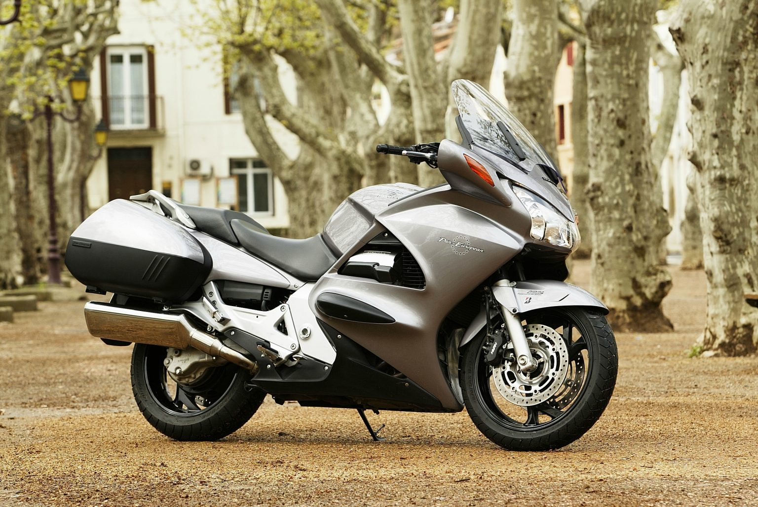 Honda ST1300 Pan European Review Honda Bike Reviews Devitt