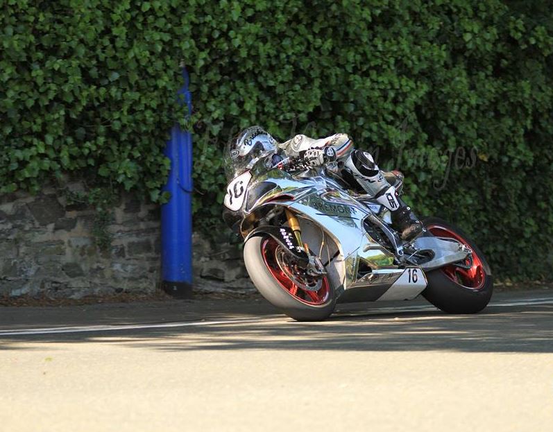 Josh Brookes placed 6th in the Superbike race TT 2017, image credit Ellan Vannin Images