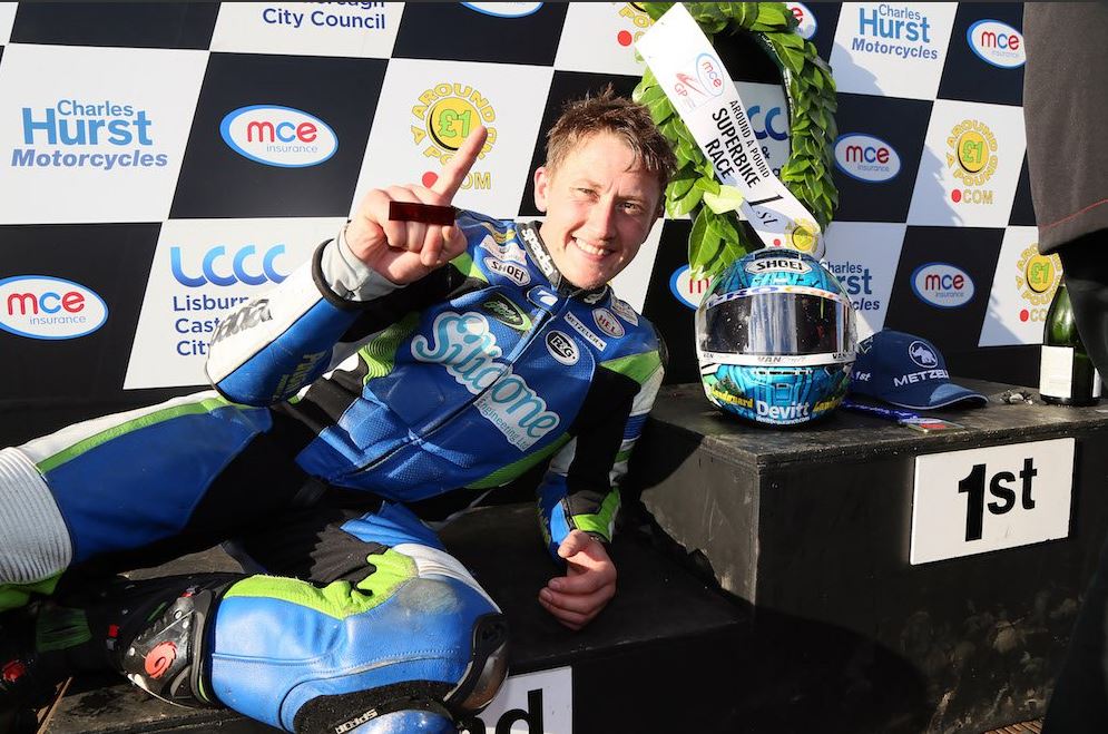 Dean Harrison claims a new lap record image credit @MCNSport Twitter