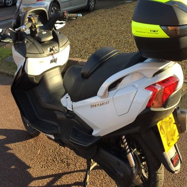 Suzuki Burgman 650 Review  Suzuki Bike Reviews  Devitt
