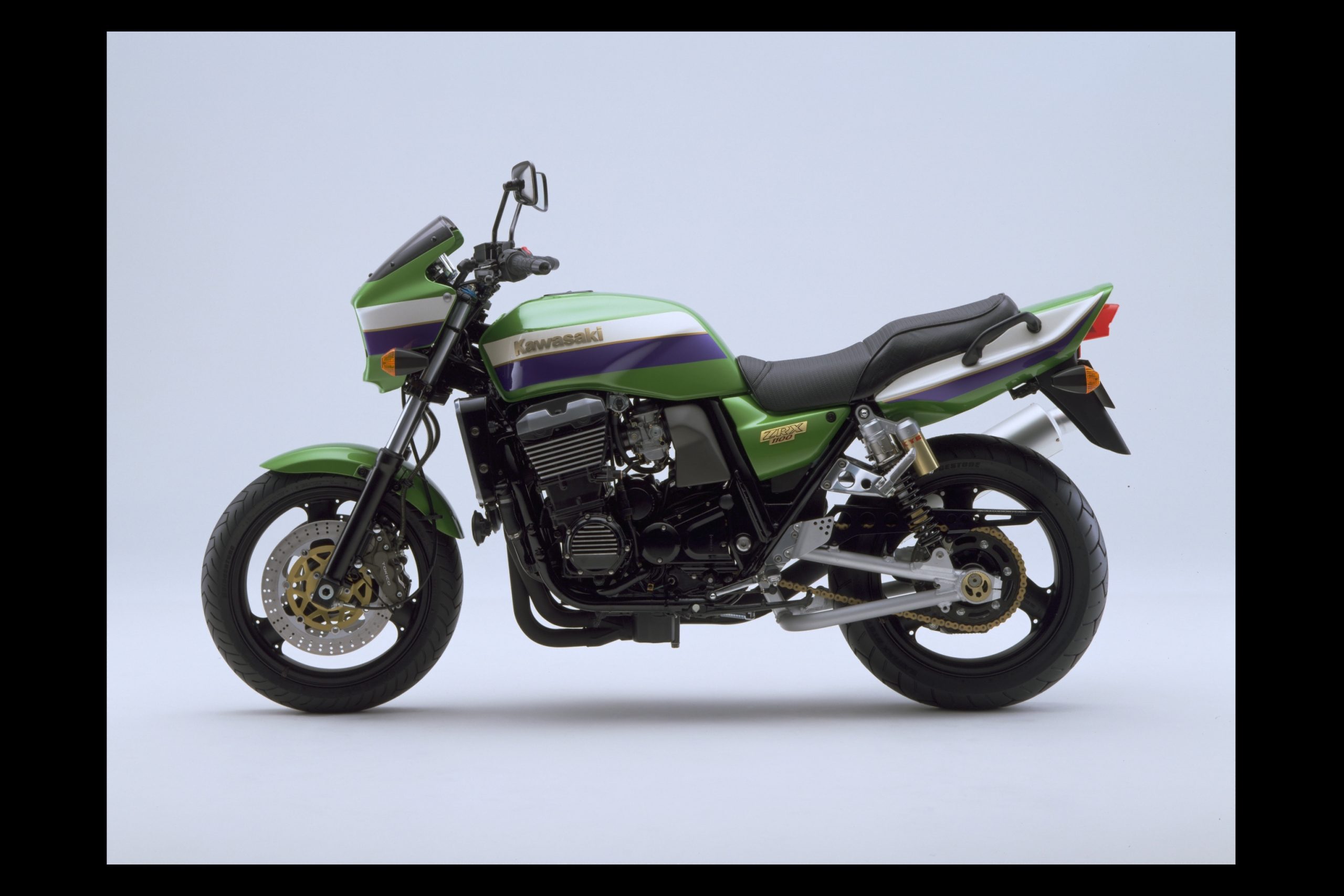 Hold sammen med klistermærke benzin Kawasaki ZRX1100 Review | Kawasaki Bike Reviews | Devitt