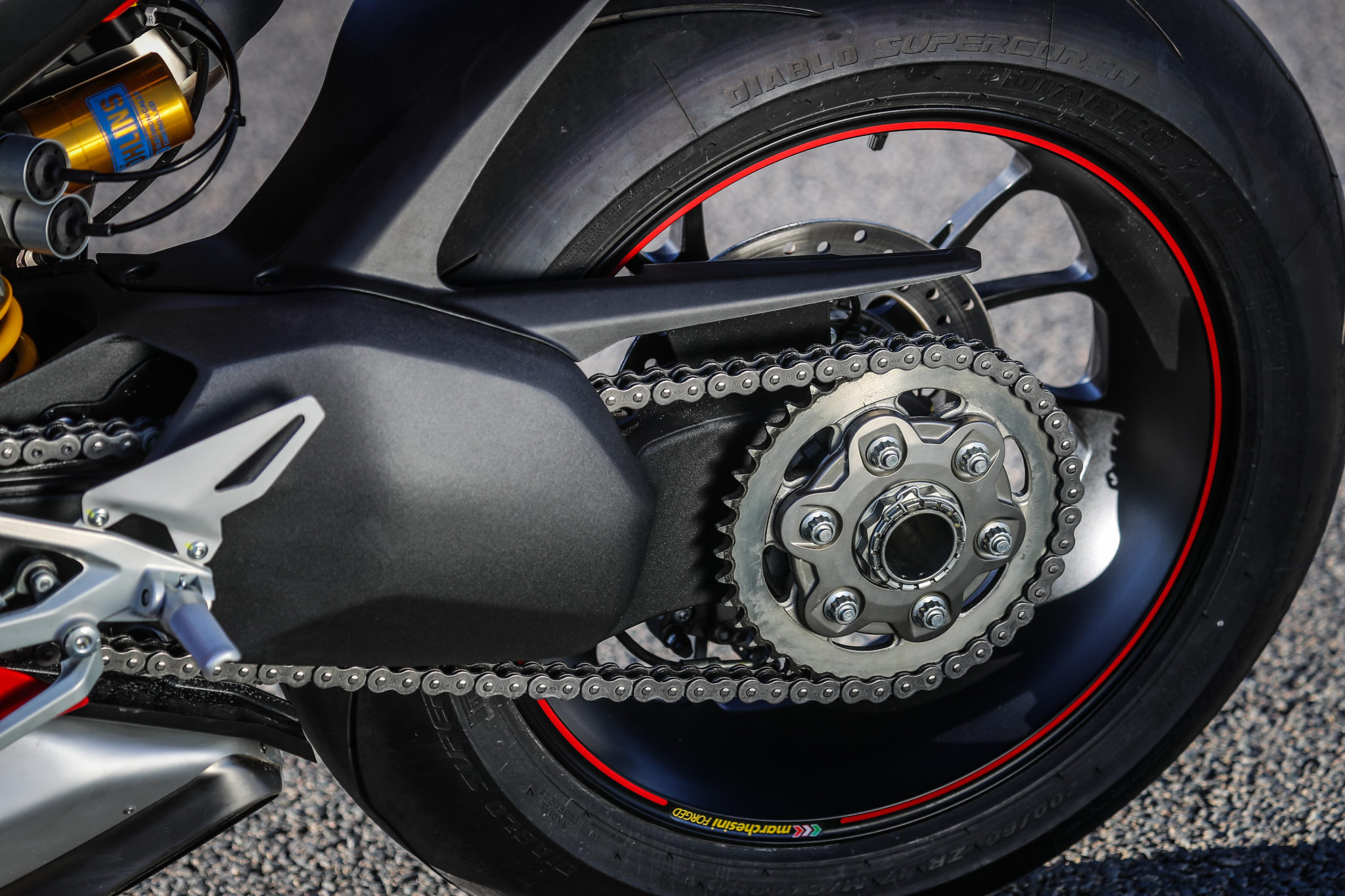 PANIGALE V4 STATIC 39