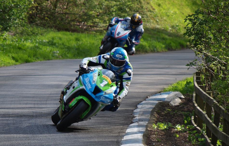 Dean-Harrison dominates at Oliver's Mount Spring Cup 2017 credit @SN_Sport Twitter account