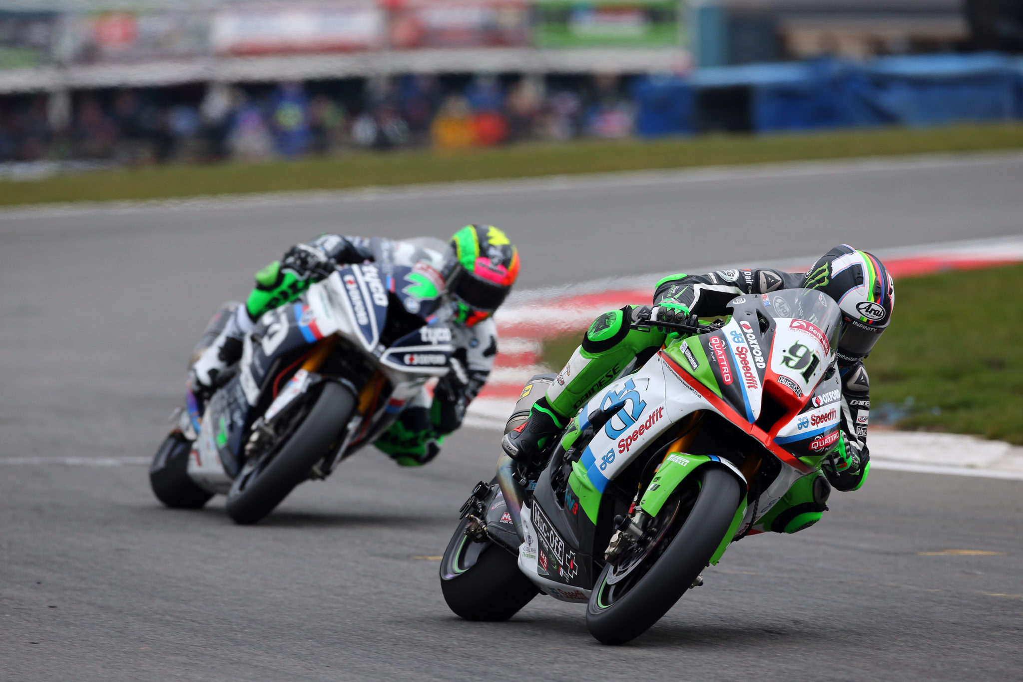 Leon Haslam in action at Donington Park