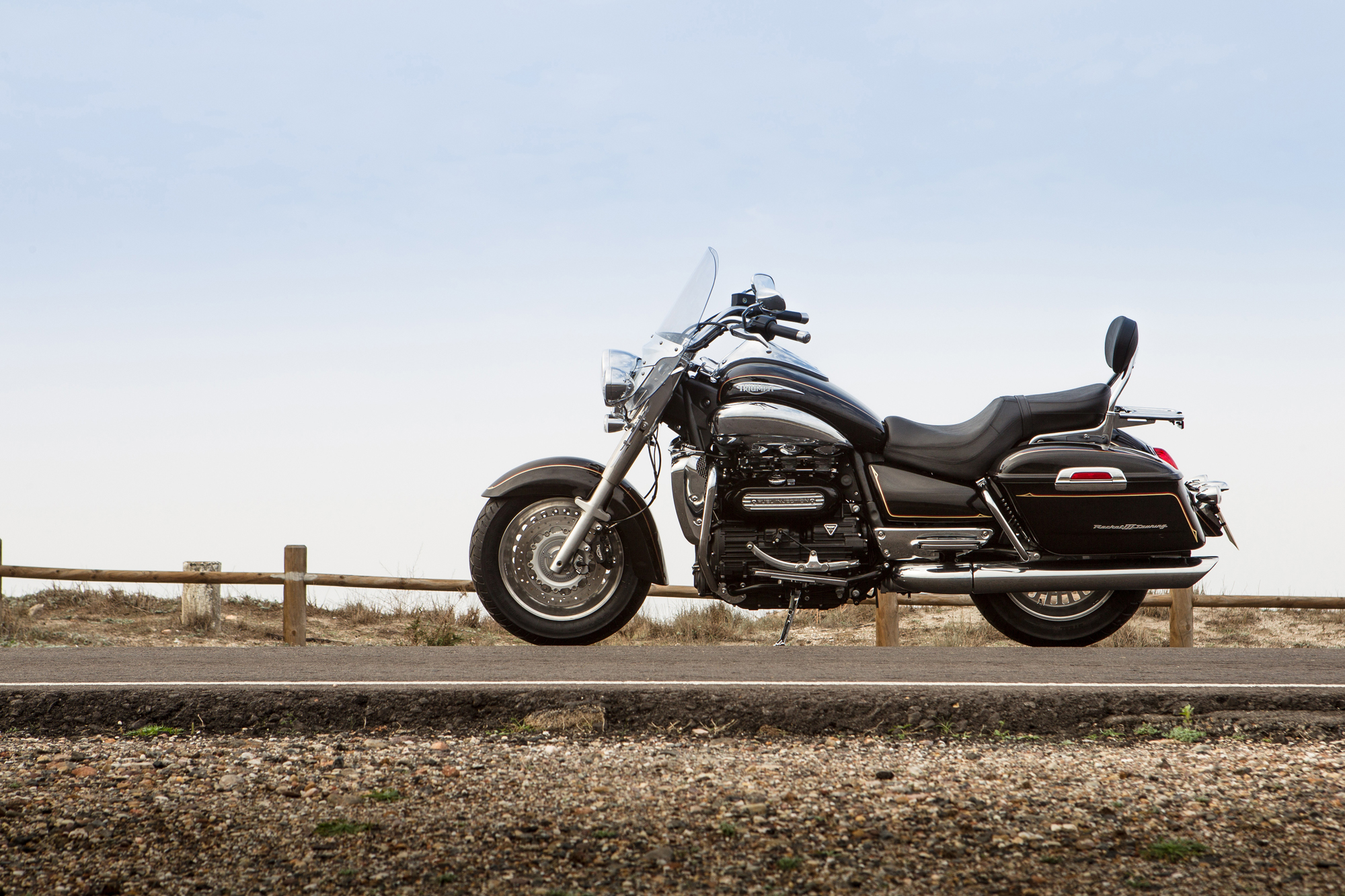 Triumph Rocket III 2