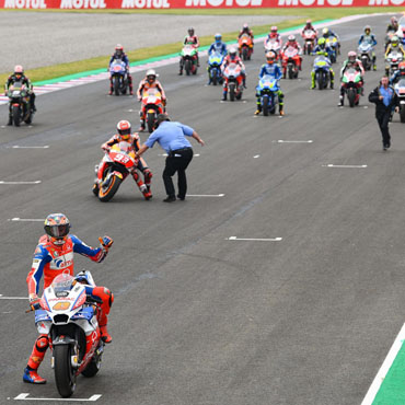 Top 10 Crazy Motorcycle Racing Moments