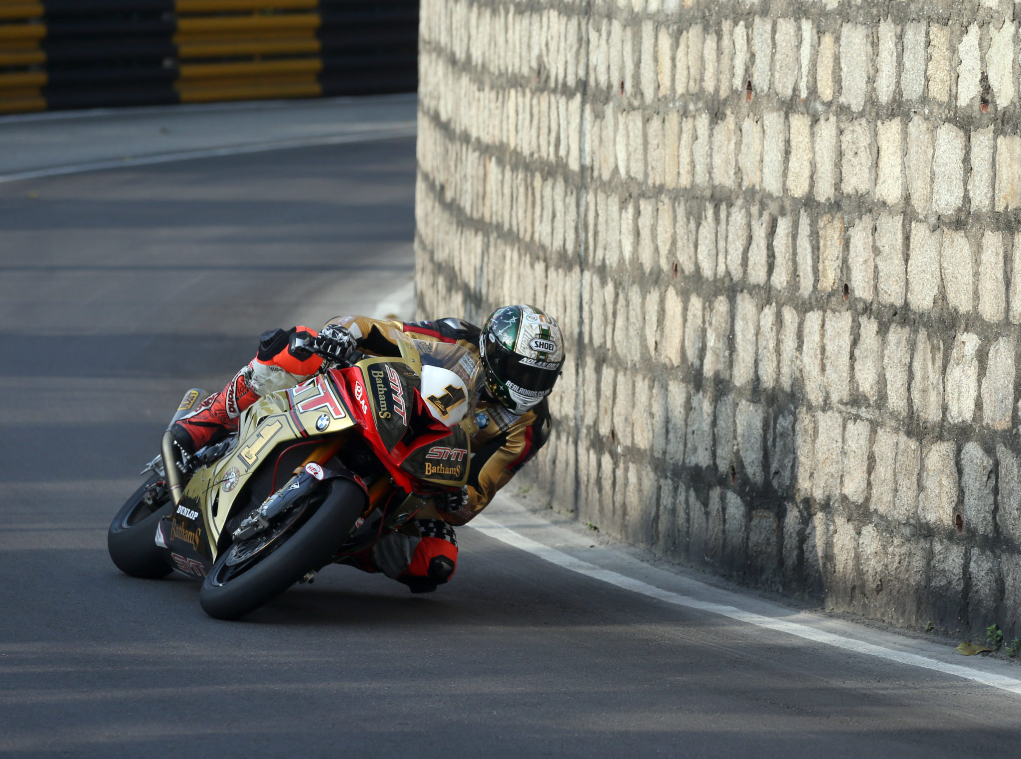 Peter Hickman racing in Macau credit Pacemaker Press International