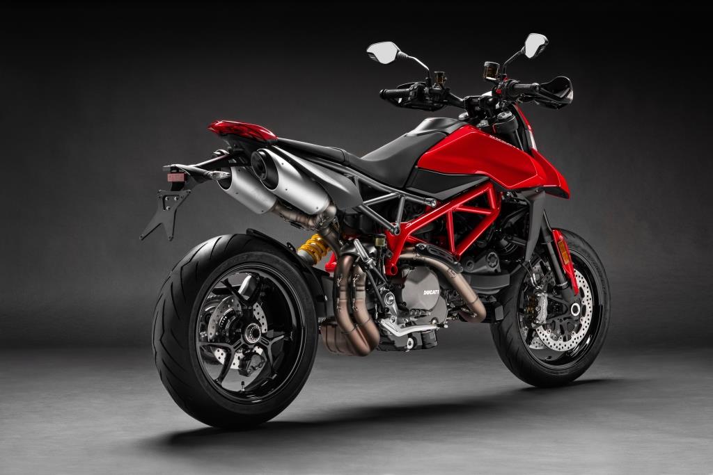 01_DUCATI_HYPERMOTARD_950_STUDIO