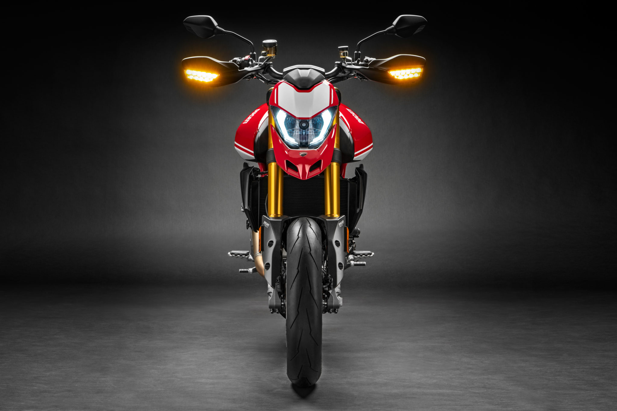 02_DUCATI_HYPERMOTARD_950_SP_STUDIO