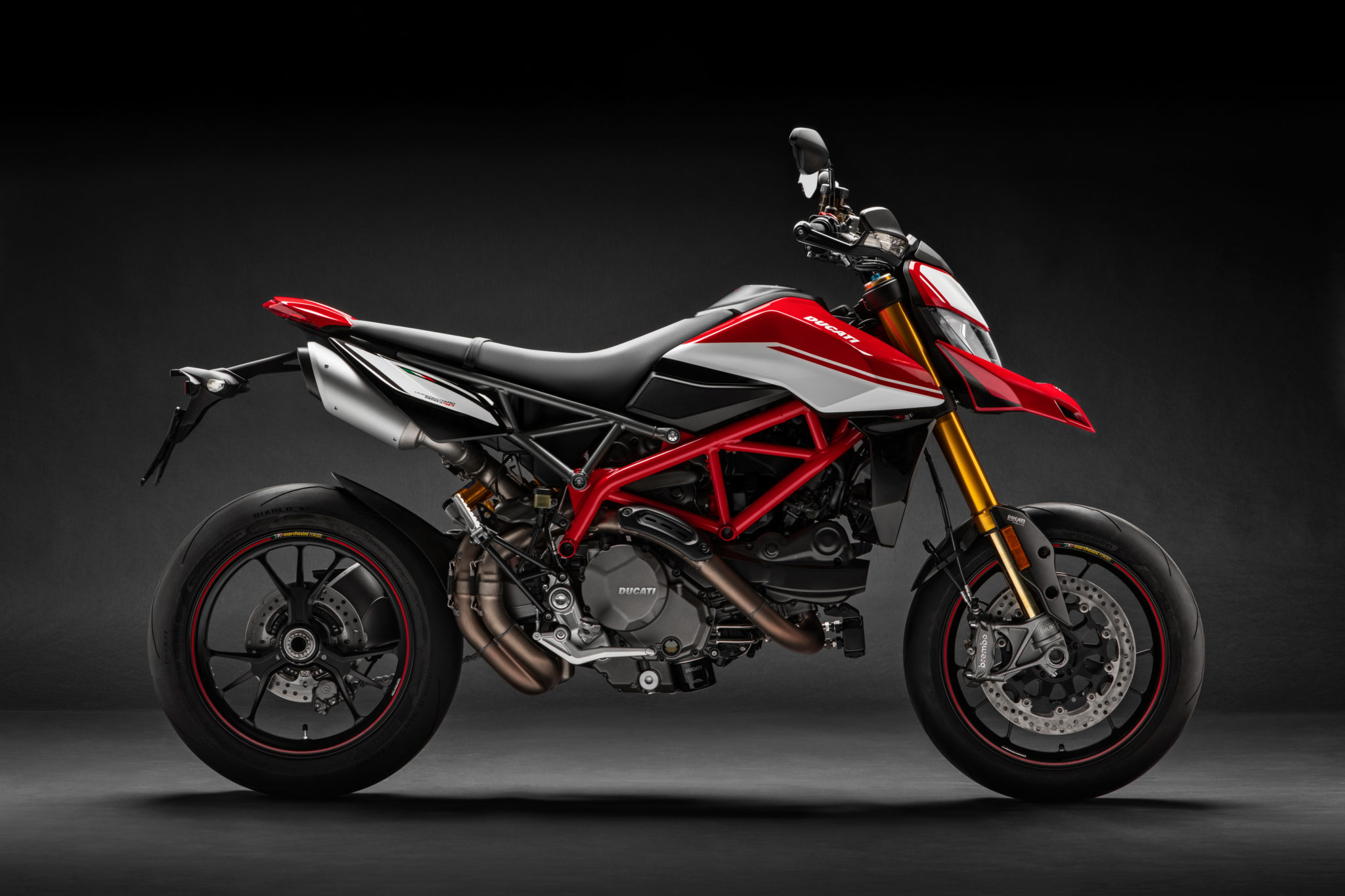 05_DUCATI_HYPERMOTARD_950_SP_STUDIO