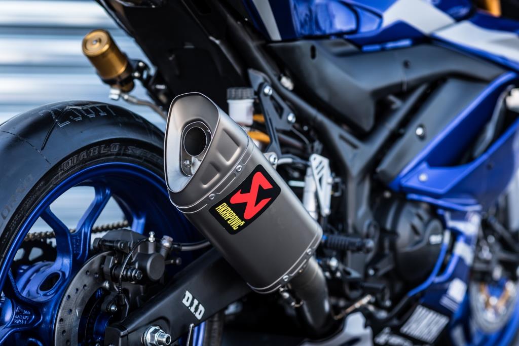 2019_YAM_YZF-R3_GYTR_EU_DPBMC_Detail-6