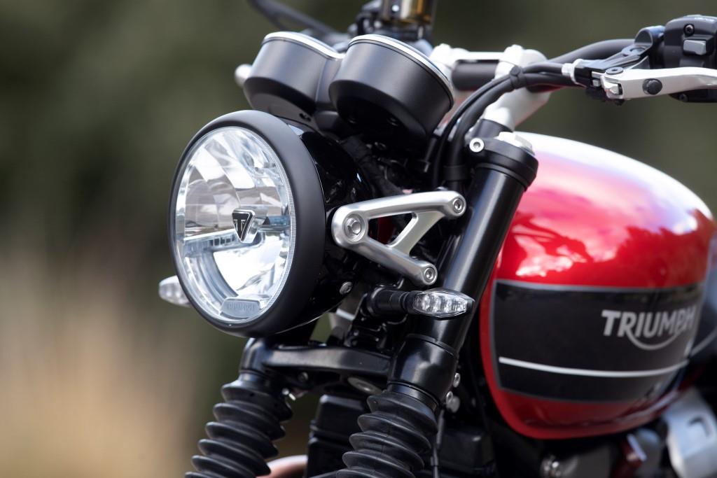 motorcycling innovations triumph speed twin