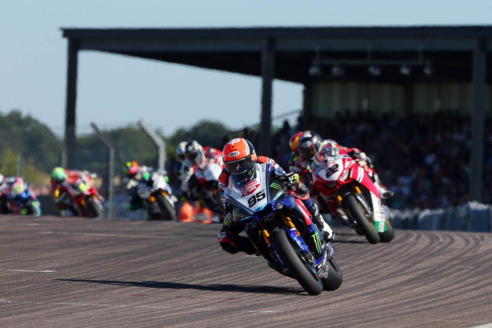 Tarran MacKenzie being chased by competitors in BSB 2018