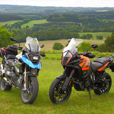 BMW R1250 GS vs KTM 1290 Super Adventure S