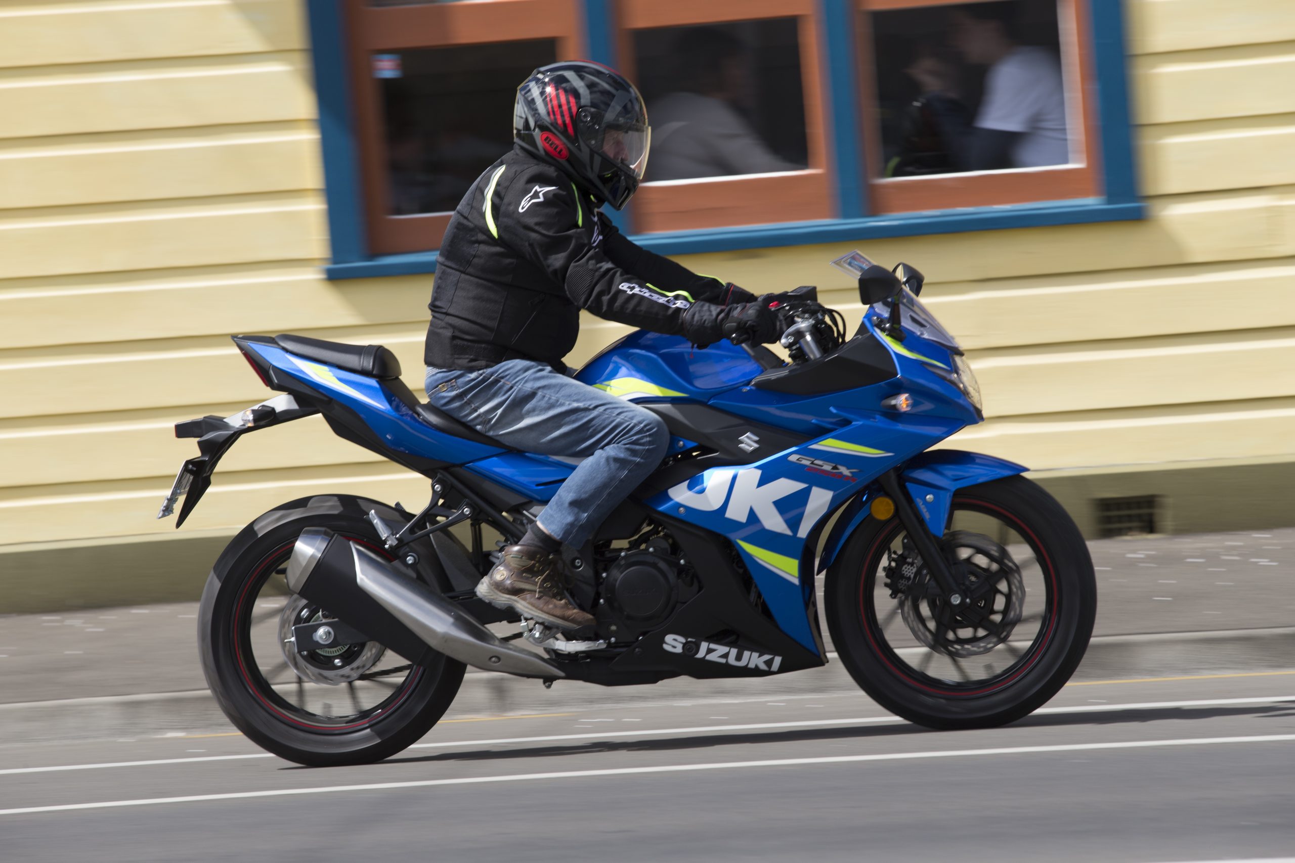 Suzuki GSX250R