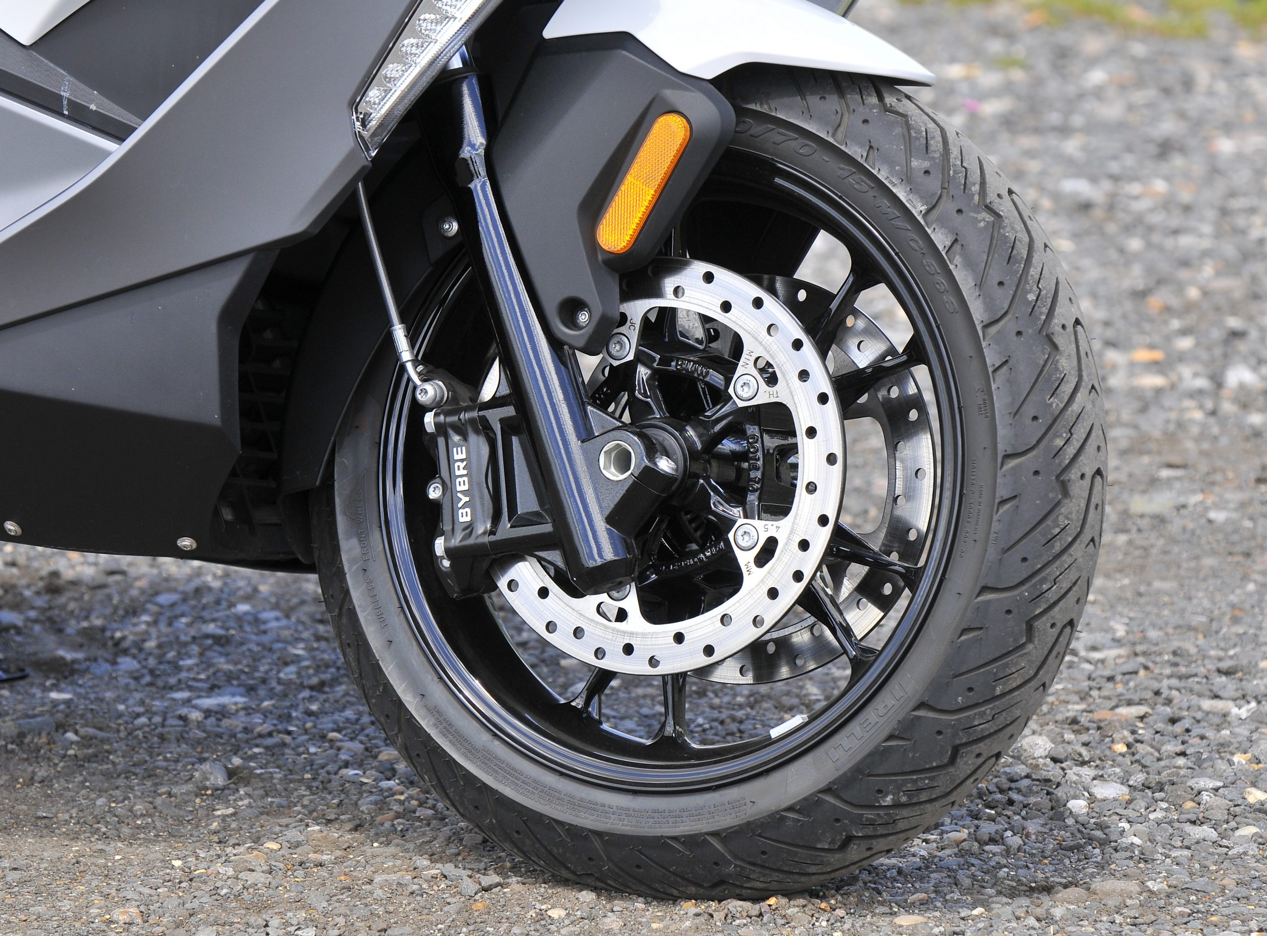 Front wheel BMW C400 GT