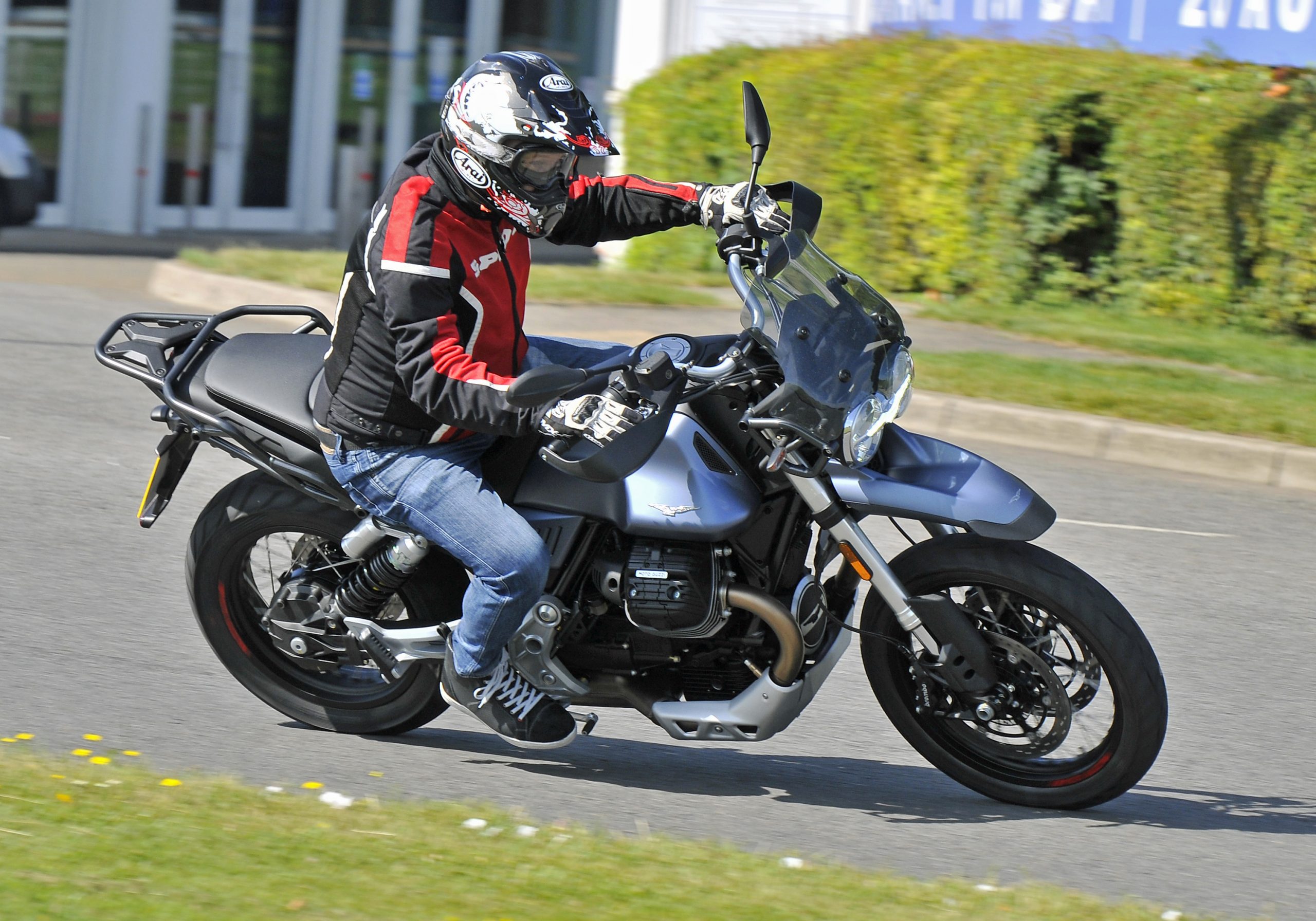 2019 Moto Guzzi V85 TT