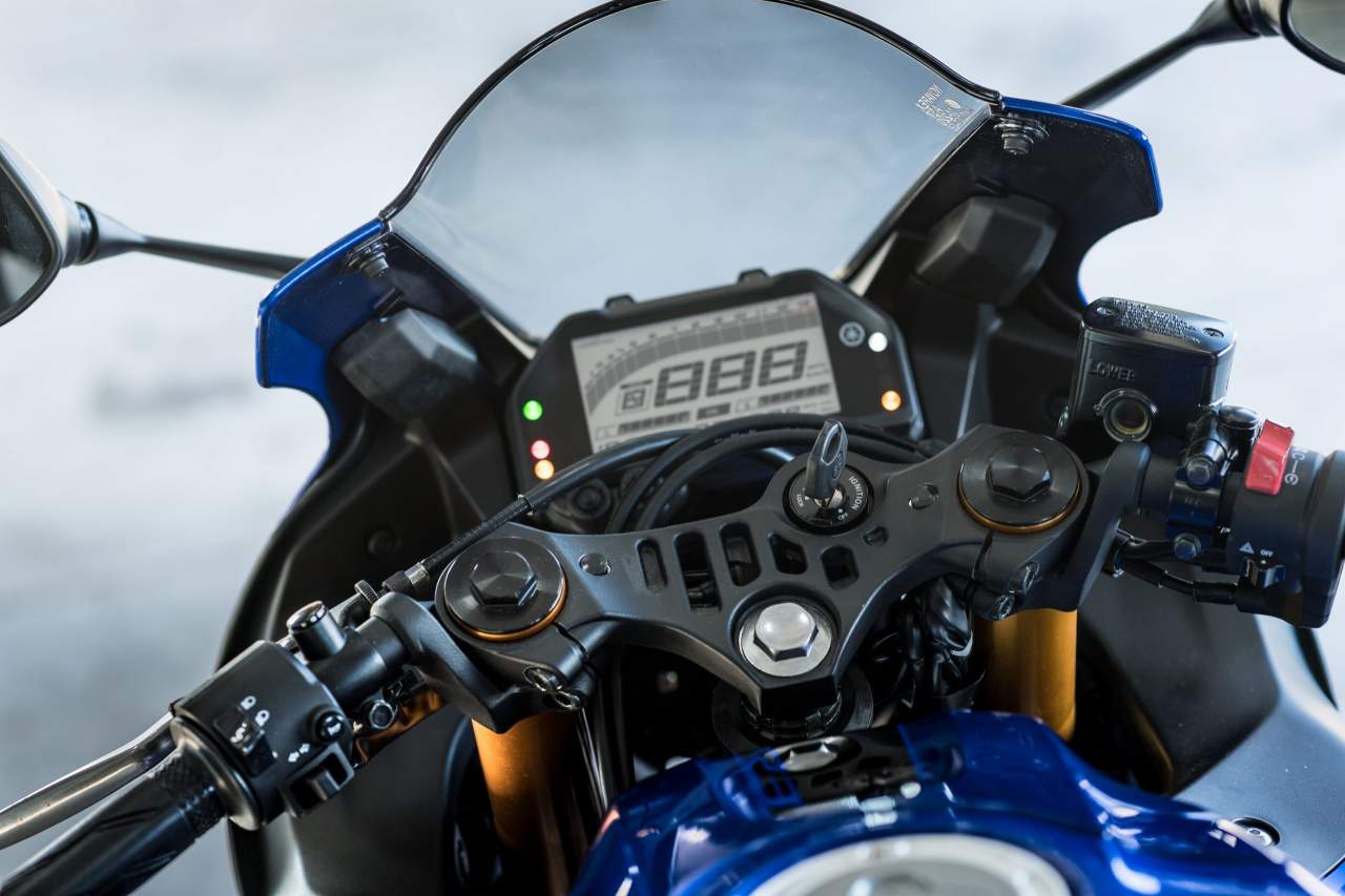 Yamaha YZF R3 Review Yamaha Bike Reviews Devitt